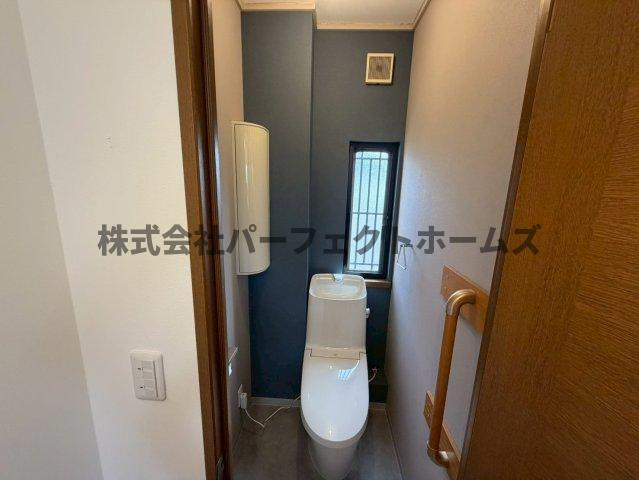 星田山手2丁目戸建　賃貸のトイレ|シンプルで使いやすいトイレです