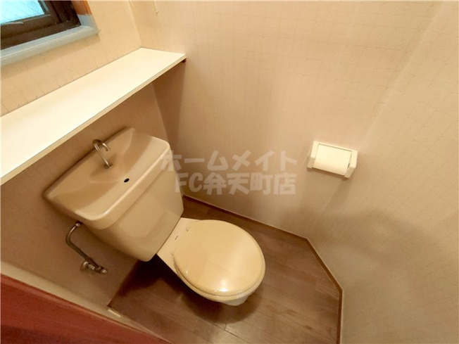 【トイレ】 | リバーマンション | 清潔感のあるトイレです