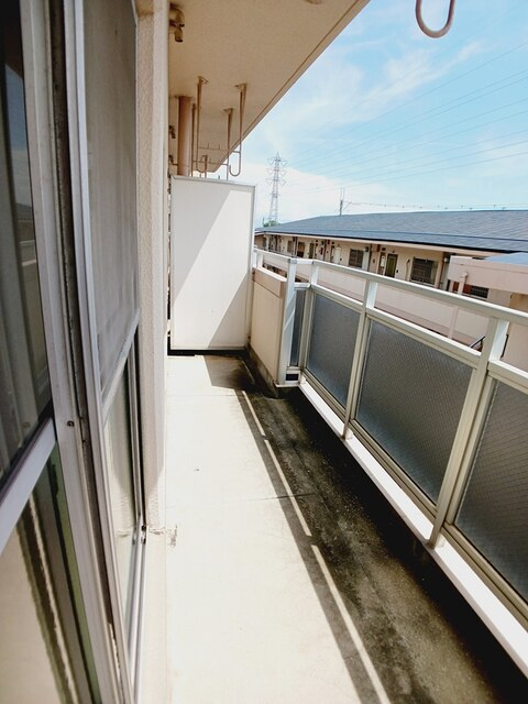 第一コーポ学苑のバルコニー