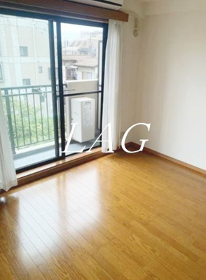 【居間・リビング】 | パティオ中野 | 洋室のお部屋です。