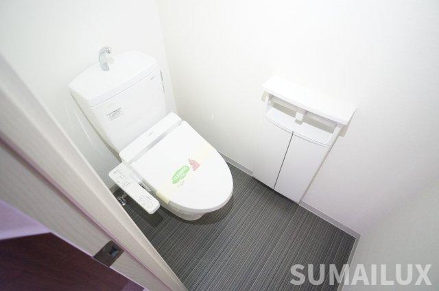 熊本市中央区渡鹿３丁目の賃貸マンションのトイレ