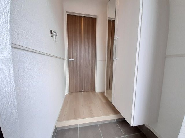 レジデンス　ソレイユの玄関
