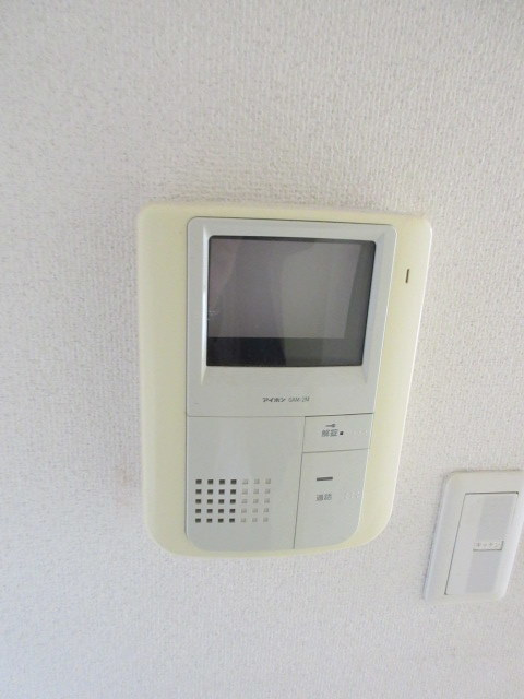 ソレイユ藤塚町のセキュリティ|あると安心ＴＶモニタ付インタホン