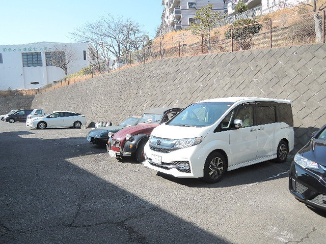 ソレイユ藤塚町の駐車場|敷地内駐車場