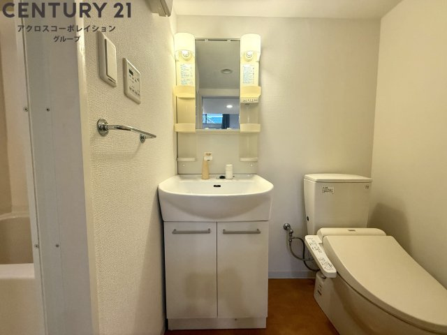シンプルな洗面台