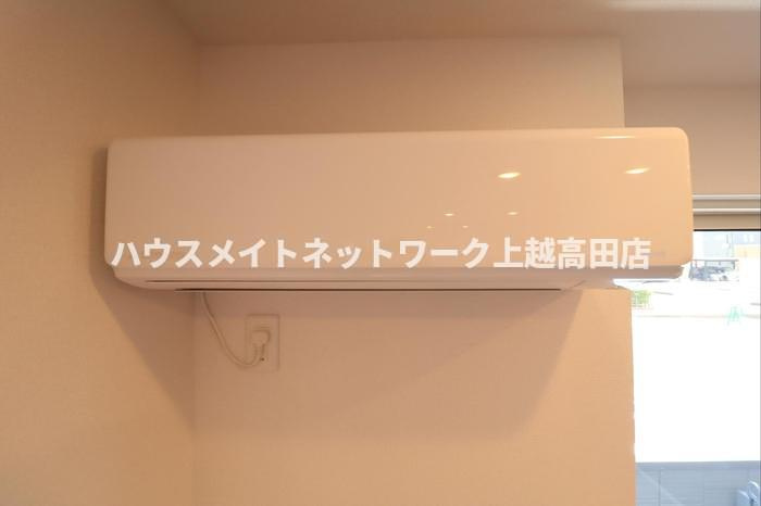 ノーブル スクエア Ａの設備|エアコン
