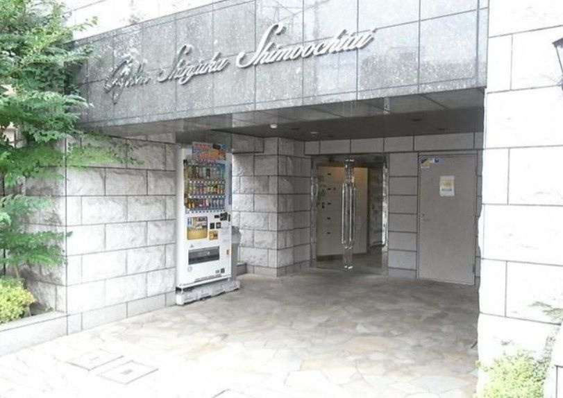 ガーラ新宿下落合のエントランス