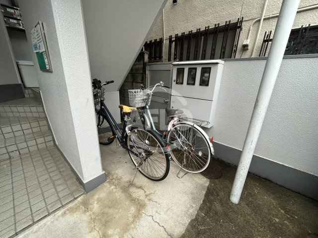 コーポ中瀬のその他|駐輪場
