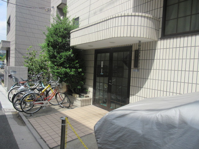 葛岡第二マンションのエントランス|★エントランス★