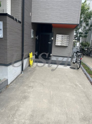 【エントランス】 | アレーズ六町