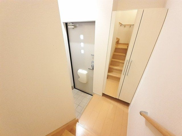 ＨａｒｍｏｎｙＡｌｉｖｅ陣原Ⅳの玄関
