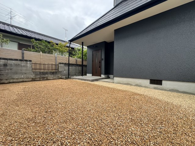 山陽小野田市高千帆2丁目の庭