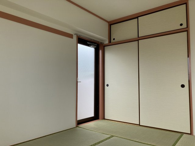 カーミア中延の和室