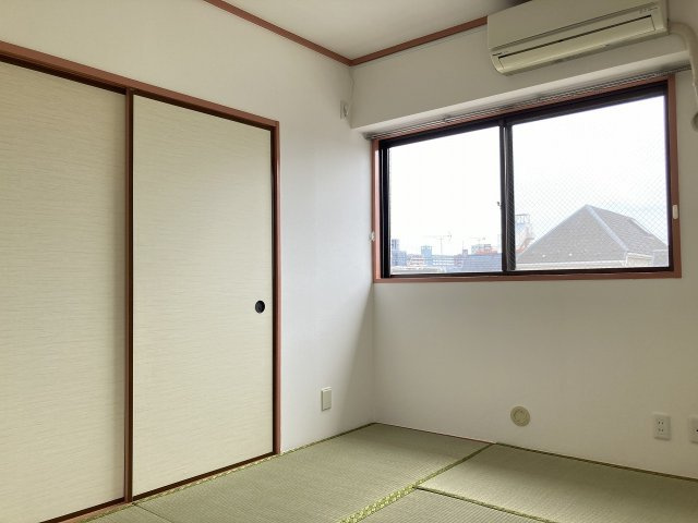 カーミア中延の和室