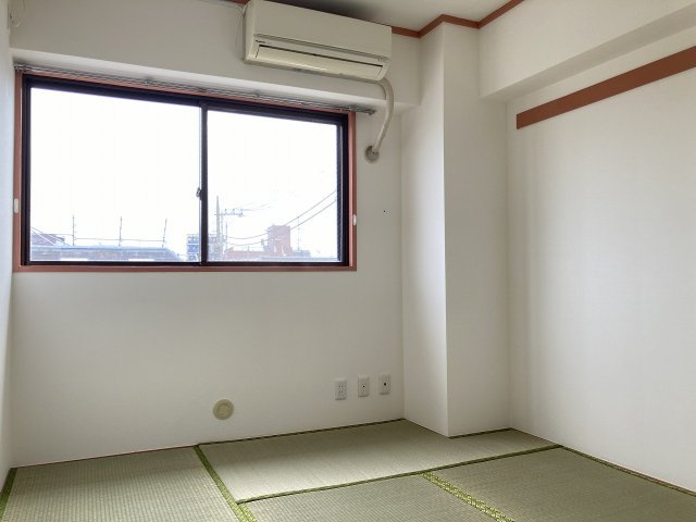 カーミア中延の和室