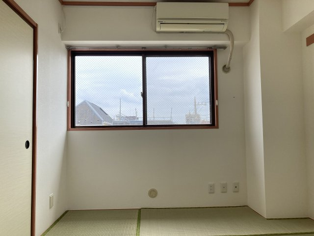 カーミア中延の和室