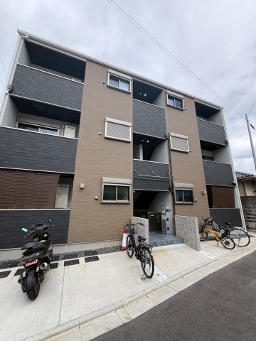 ヴィエント中小阪の外観