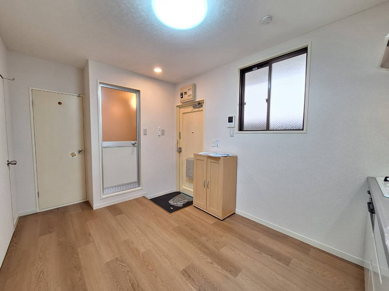 葛岡第二マンションの玄関