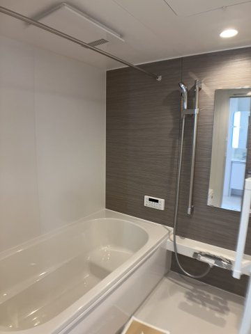 D-ROOM 中島の浴室