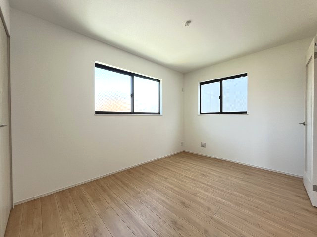【子供部屋】 | 福岡市南区老司3丁目　B号棟（全2棟）【仲介手数料無料・0円】 | 施工例。施工例は完成時と異なる場合があります。