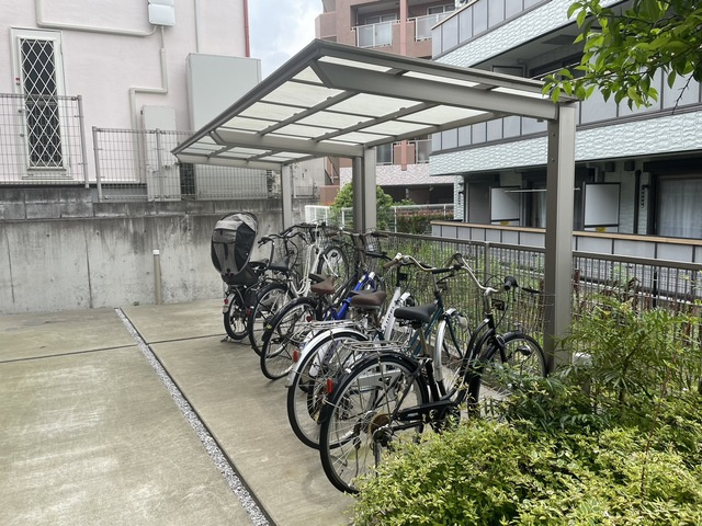 Hofgarten 榎下のその他共用部分|屋根付き駐輪場