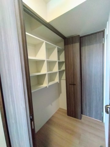D-ROOM 中島の収納