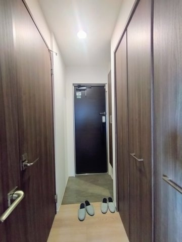 D-ROOM 中島の玄関