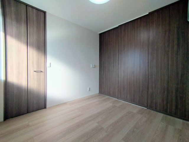 D-ROOM 中島の洋室