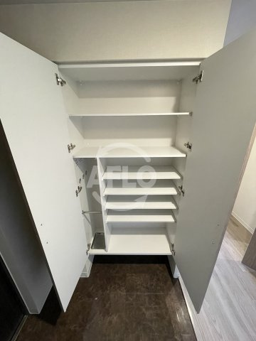 ミラージュパレス天満橋の収納|ミラージュパレス天満橋　シューズボックス