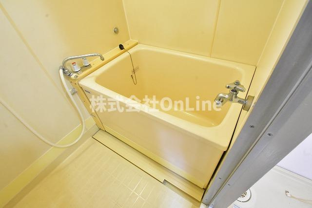 サンパティック山田の浴室
