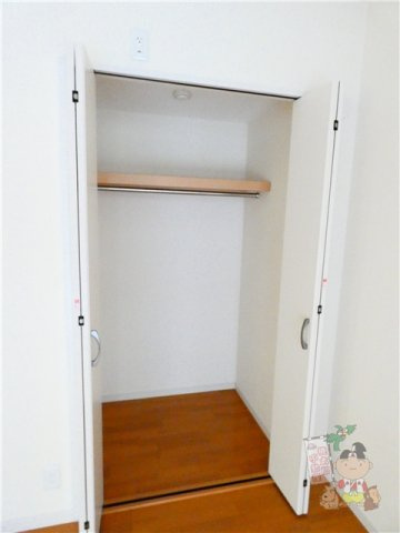 アーバン富田町の収納