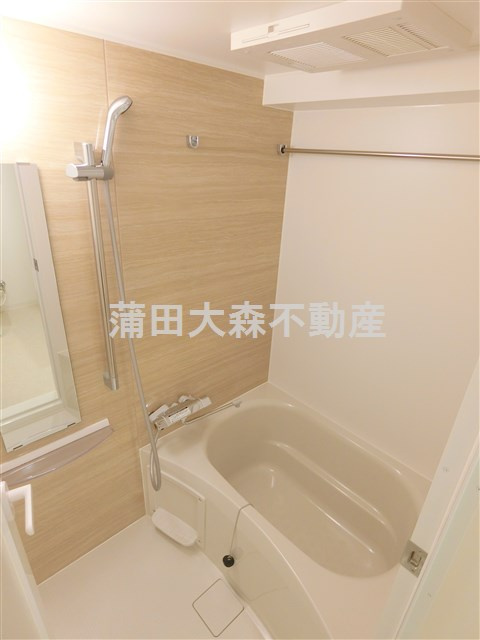 REALIZEレアライズ蒲田Ⅲの浴室|浴室乾燥機付のバスルーム