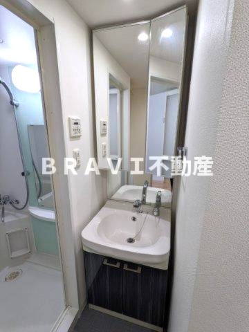 エスリード大阪城公園　BRAVI不動産の独立洗面台|【エスリード大阪城公園】
