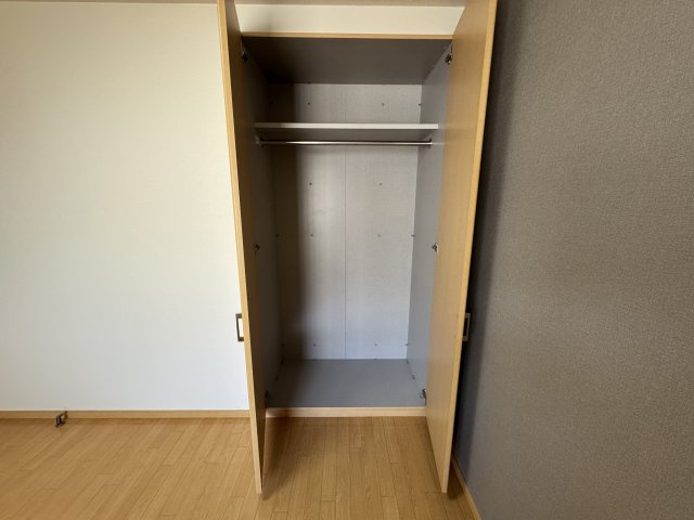 ＧｒａｎｄｉｒＢの収納|クローゼット（北側洋室）