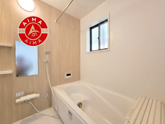 糟屋郡志免町桜丘5丁目第3-1棟（1号棟）の内観：施工例|1日の疲れを癒してくれる広々バスルーム。雨の日のお洗濯にも大活躍な浴室乾燥機付です！