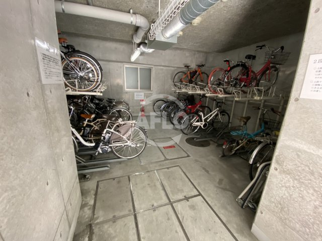 クリスタルブライト本町東のその他共用部分|クリスタルブライト本町東　駐輪場