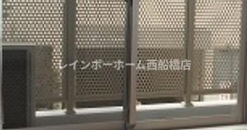 マローネ・カンのバルコニー
