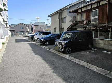 【駐車場】エメラルドマンション祇園