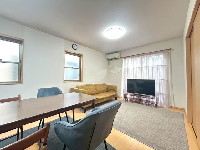 三木市志染町広野8丁目　中古戸建の居間・リビング