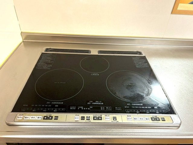 三木市志染町広野8丁目　中古戸建のキッチン