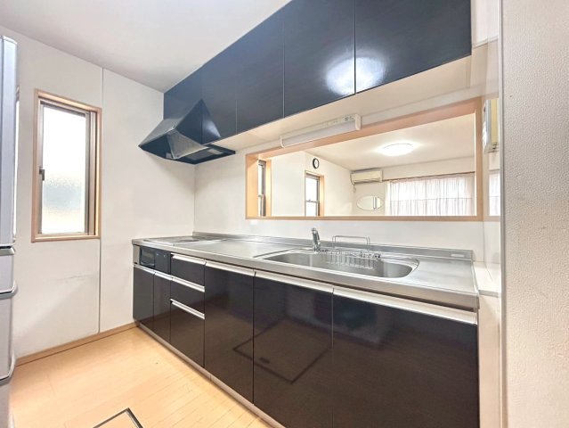三木市志染町広野8丁目　中古戸建のキッチン