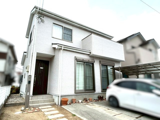 三木市志染町広野8丁目　中古戸建