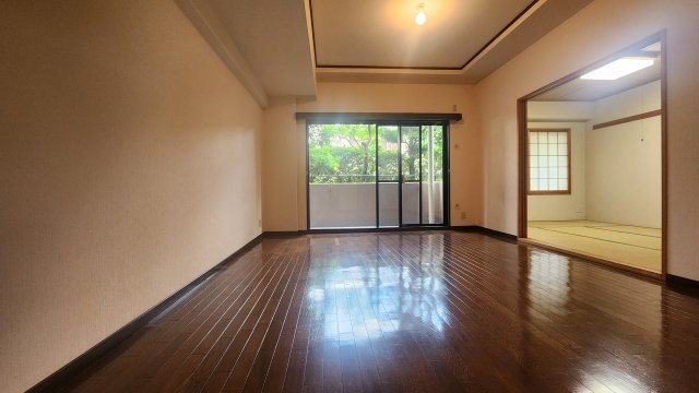 【居間・リビング】藤和芦屋川ホームズ