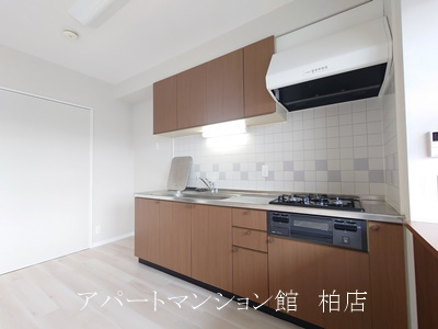 リアライズ柏Ⅱのキッチン