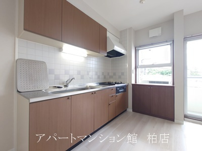 リアライズ柏Ⅱのキッチン
