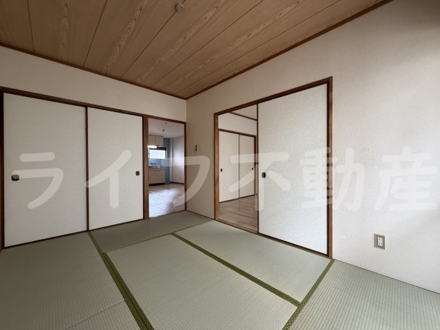 エクセル鴻池の和室