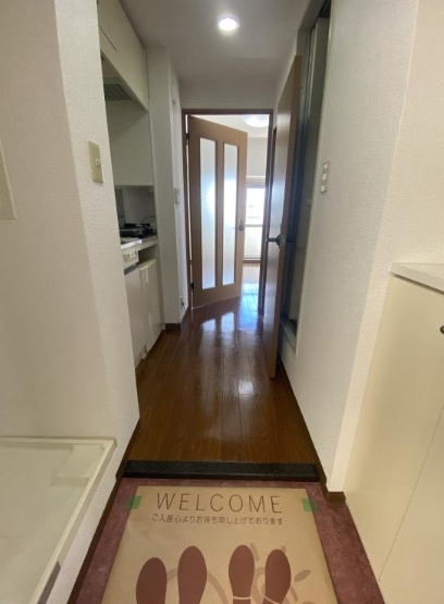 サンイースト江坂の玄関