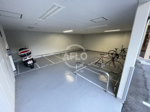 ディクス福島レジデンスのその他共用部分|ディクス福島レジデンス　バイク置き場