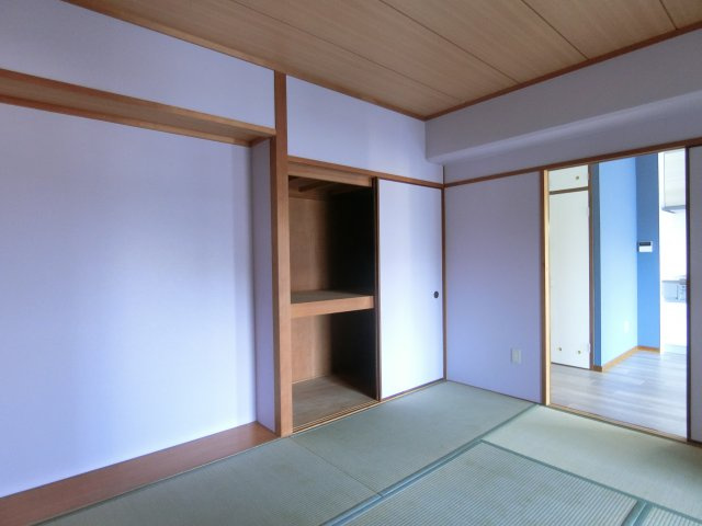ハイツ岡本の収納