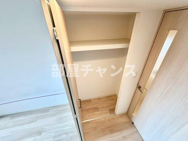 プレサンスジェネ丸の内の収納